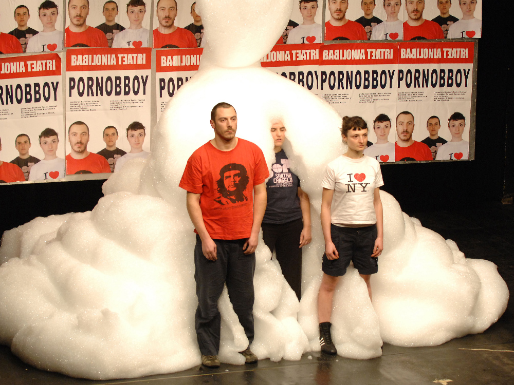 Babilonia teatri, lo spettacolo«Pornobboy»
