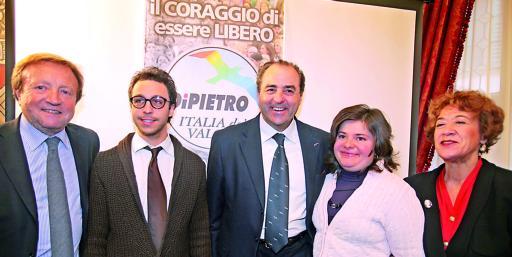 
 Antonio Di Pietro con i candidati: da sinistra Franchetto, Calasanzio, Freschini e Velardita FOTO MARCHIORI
