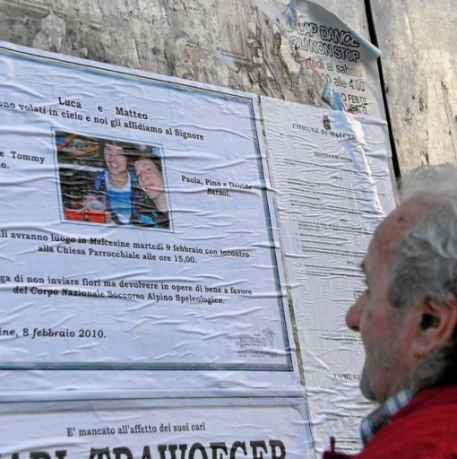 
 L'annuncio funebre congiunto per Matteo e Luca FOTO PECORA 