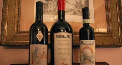 
 I tre vini selezionati per Verona sono prodotti dalle aziende Vicentini Agostino e Allegrini 