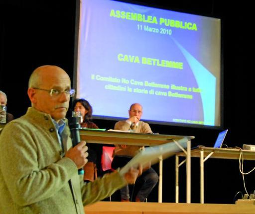 
 Una fase dellincontro sullapertura di cava Betlemme FOTO PECORA