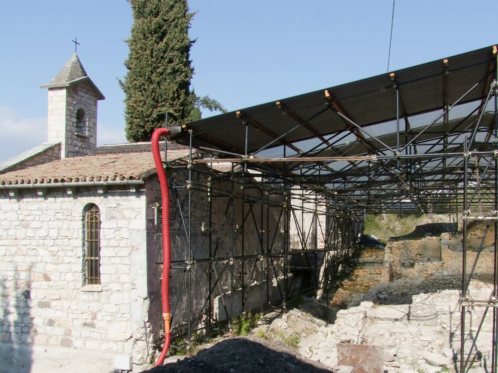 L’area delle ricerche archeologiche che si trova proprio a ridosso della chiesa di San Zen de l’Oselèt   