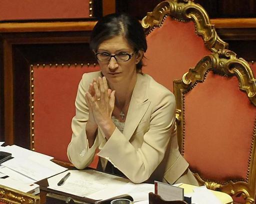 
 Il ministro dell'Istruzione, Mariastella Gelmini, nell'aula del Senato