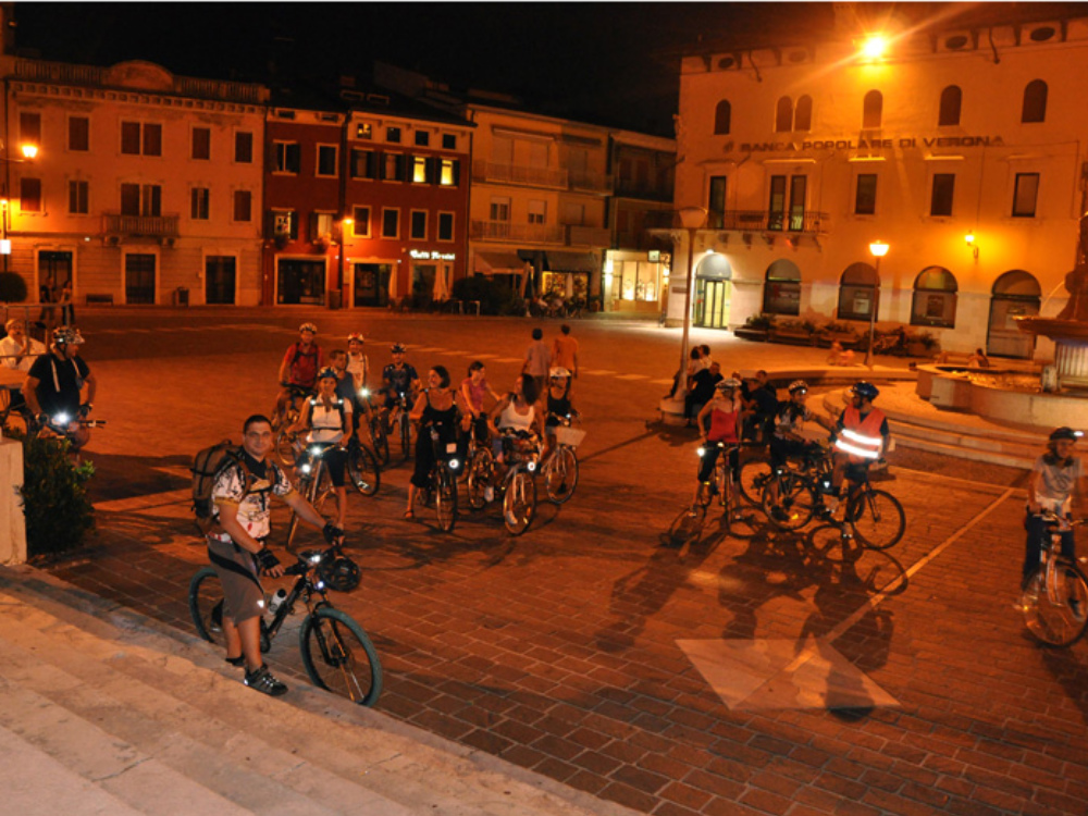 I partecipanti ad una delle uscite di Moonlightbike