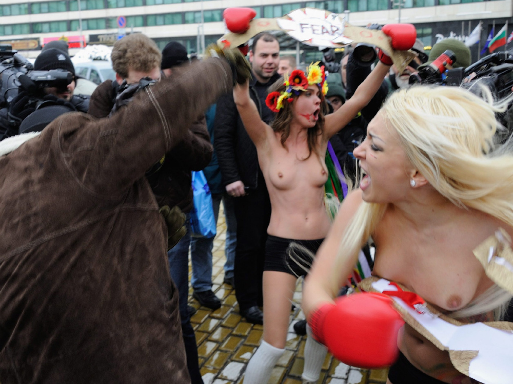 Ucraina, protesta donne