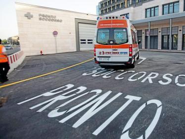 L'ingresso del Pronto Soccorso dell'ospedale di Borgo Trento