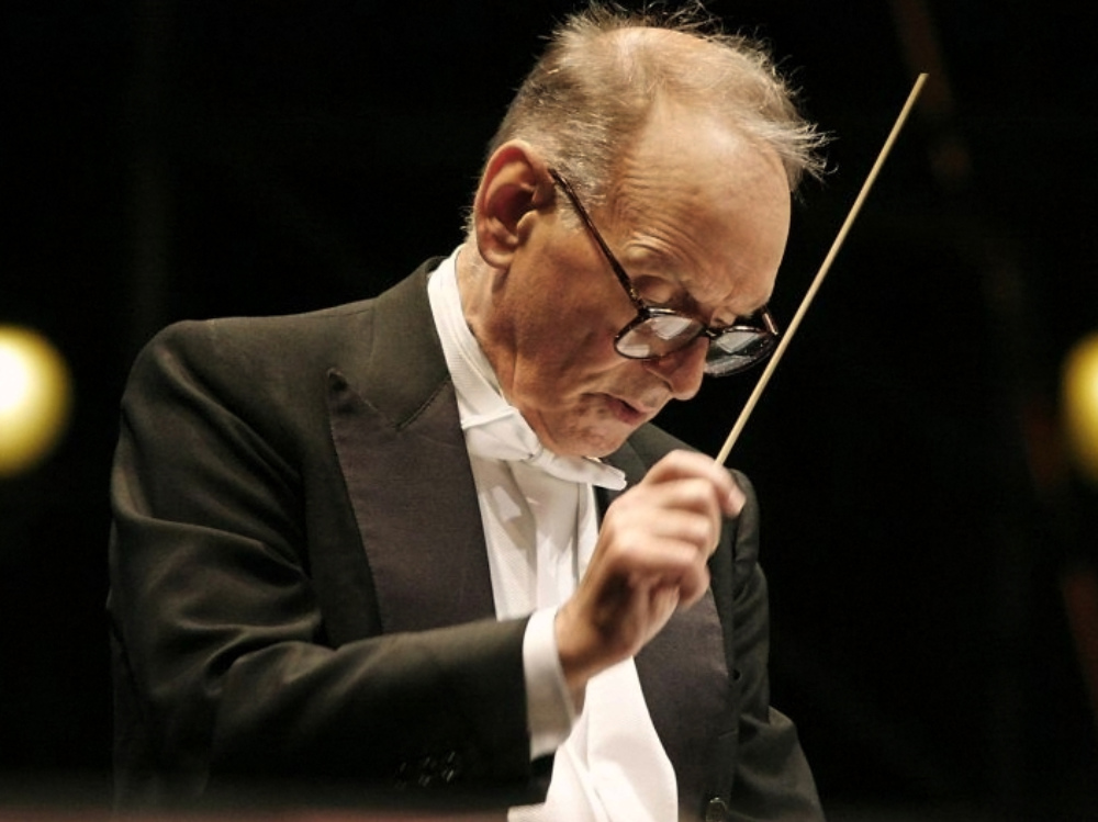 Il maestro Ennio Morricone torna in Arena il 15 settembre, in apertura del tour «Ten - 2002/2012»    