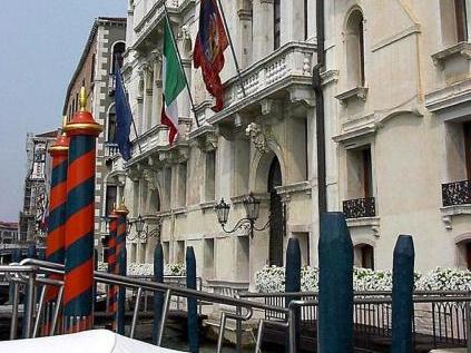 Palazzo Ferro Fini, sede del Consiglio regionale, sul Canal Grande